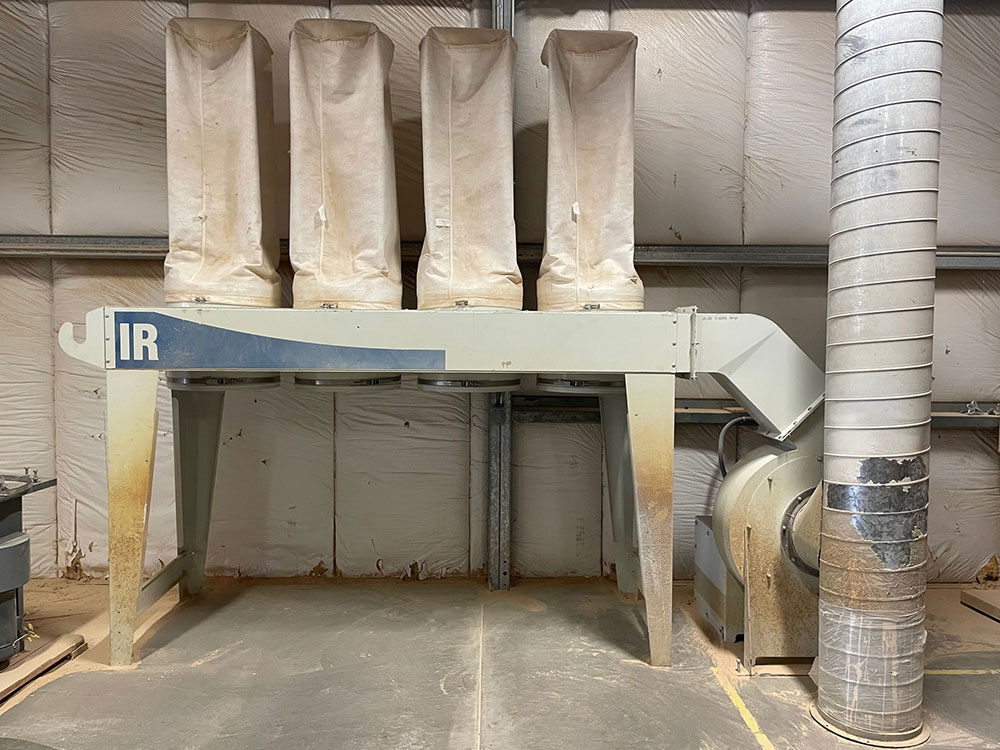 LMC IRC 460 Dust Collector for sale.